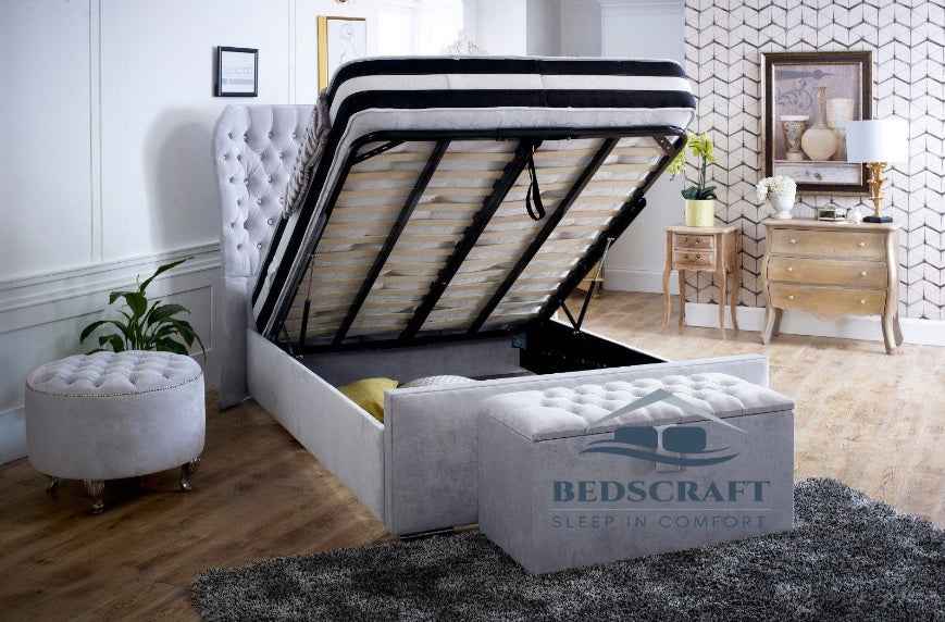 Pearl Chesterfield Bed